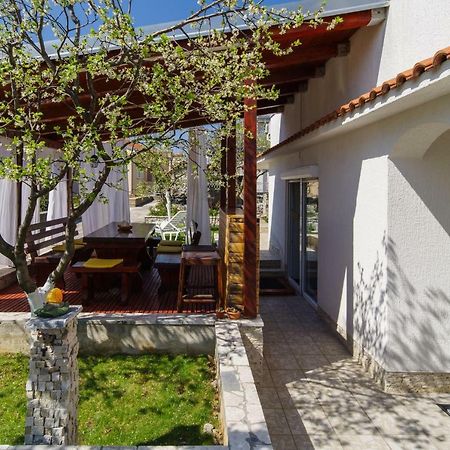 Apartment Sarar Crikvenica Exteriör bild