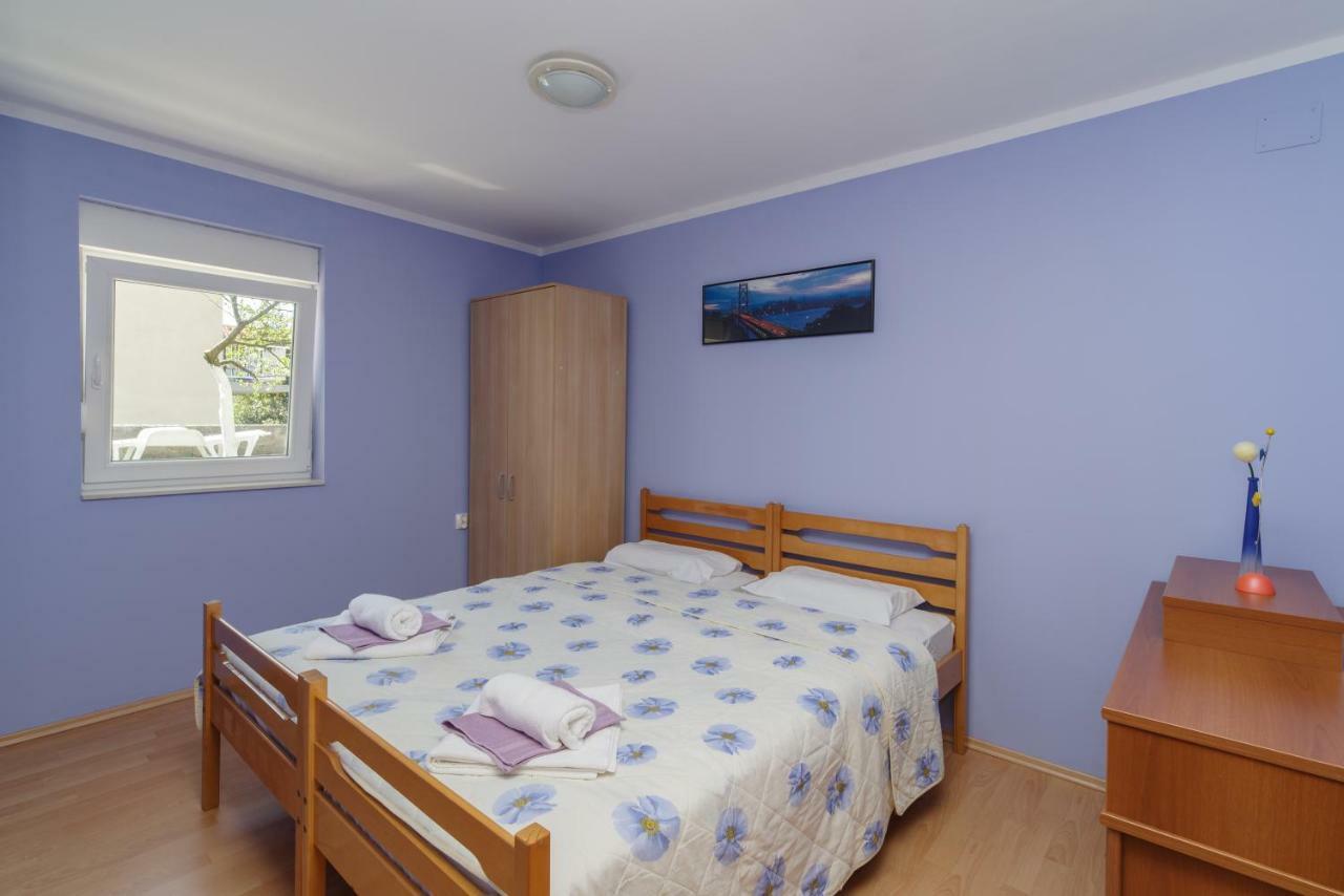 Apartment Sarar Crikvenica Exteriör bild